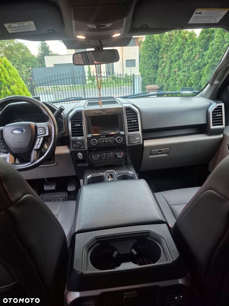 Ford F150 - 8