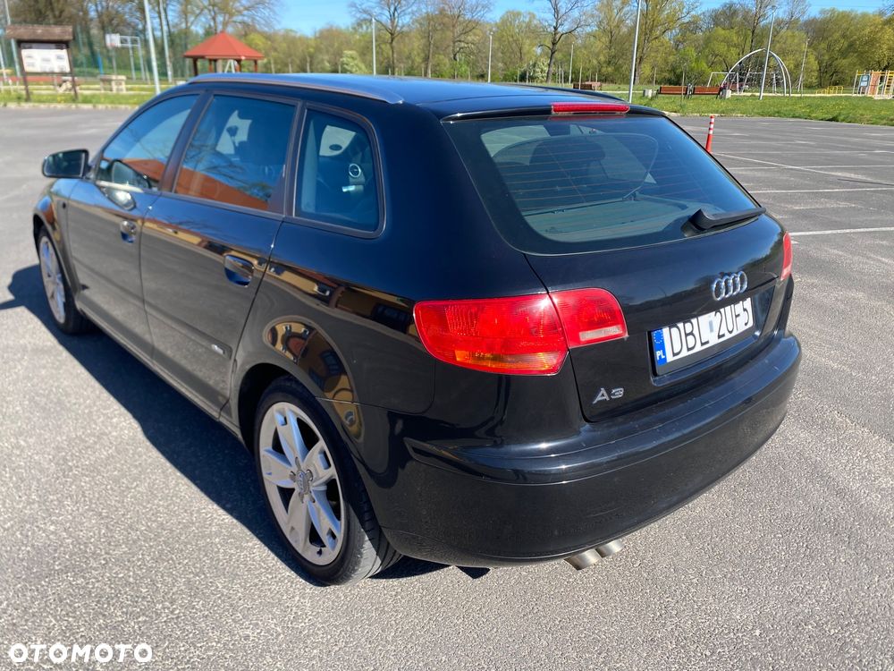 Audi A3 Sportback 1.9 TDI DPF S line Sportpaket (plus) - 2