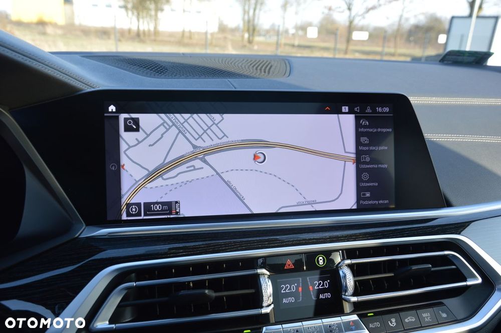 BMW X7 M50d sport - 16