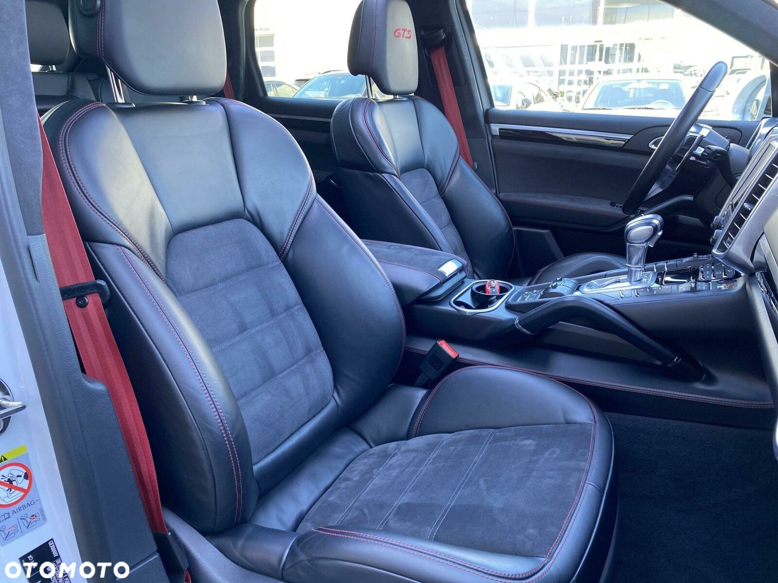 Porsche Cayenne GTS - 21