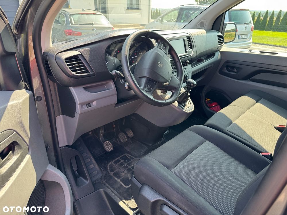 Peugeot Expert - 8