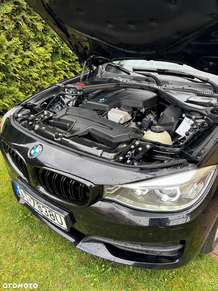 BMW 3GT 320i - 17