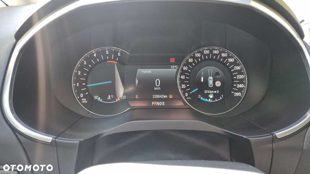 Ford S-Max 2.0 TDCi Titanium PowerShift - 7