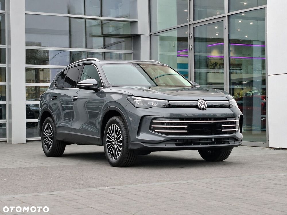 Volkswagen Tiguan 1.5 eTSI Elegance DSG - 2