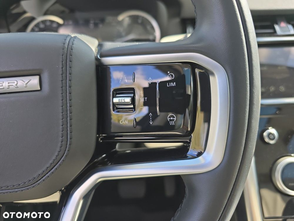 Land Rover Discovery Sport - 13