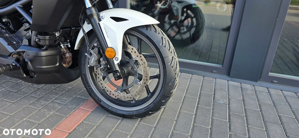 Honda CTX - 8