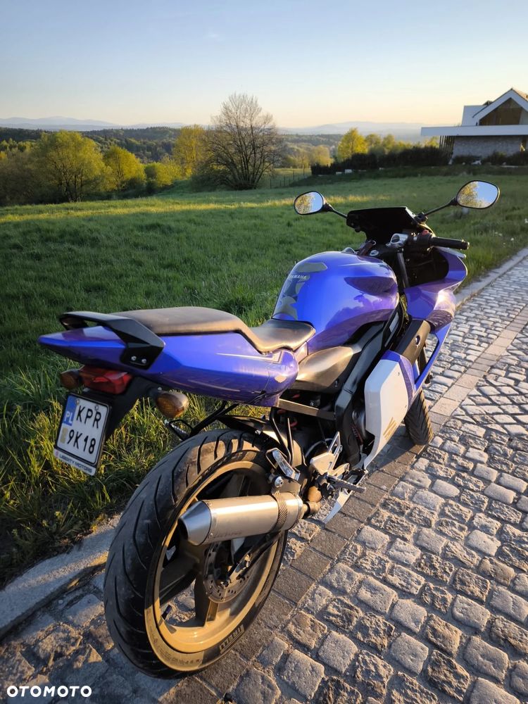Yamaha TZR - 8