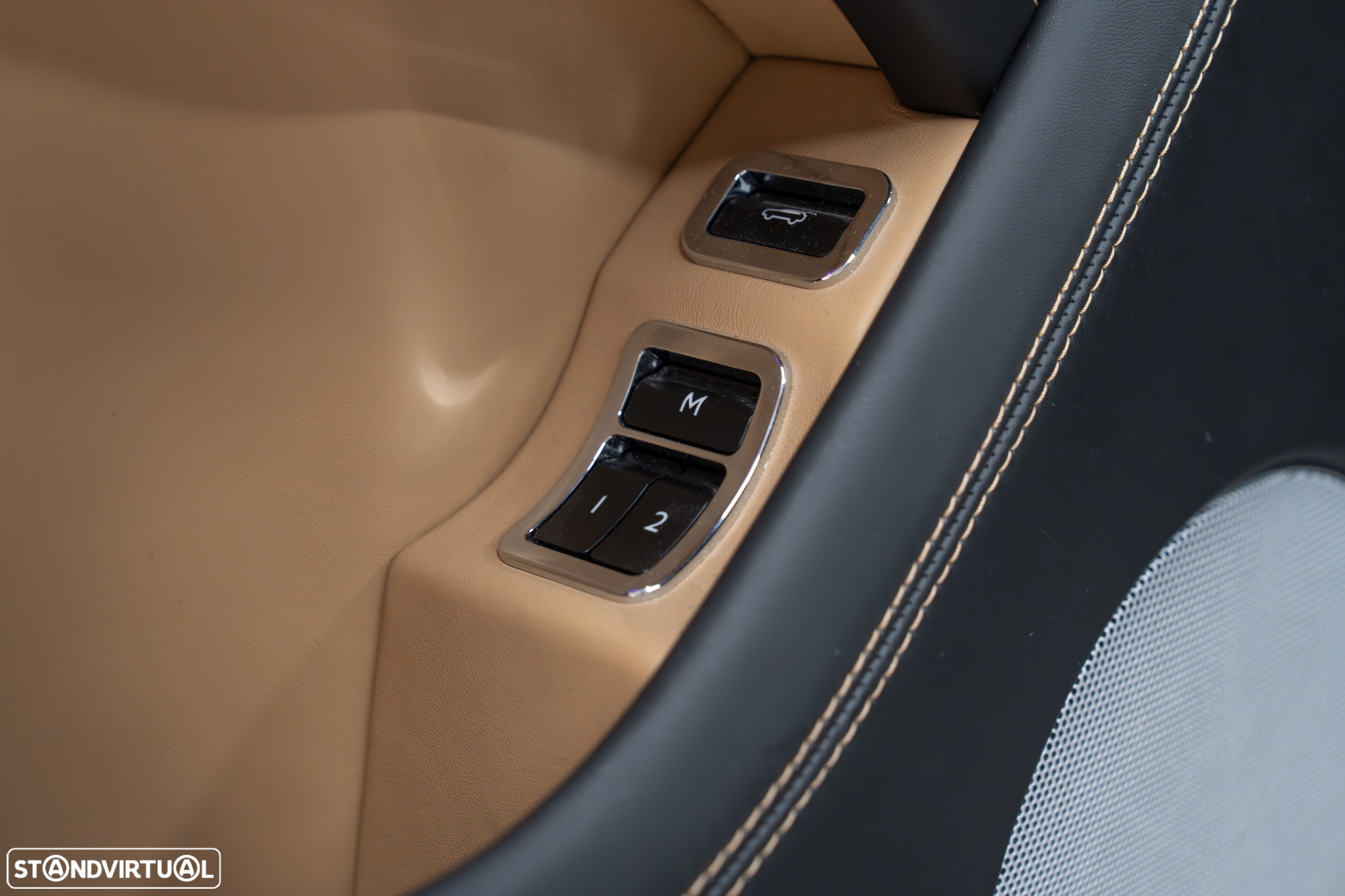 Bentley Bentayga V8 - 25
