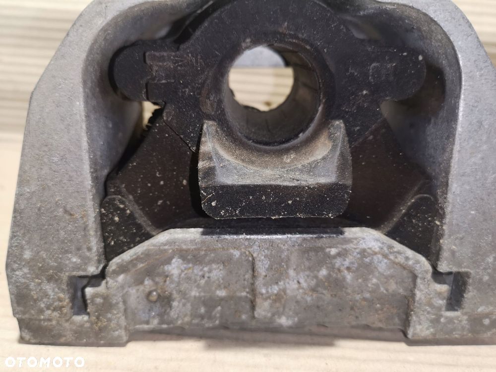 PODUSZKA SILNIKA AUDI A3 8P GOLF V 1K0199262AH - 3
