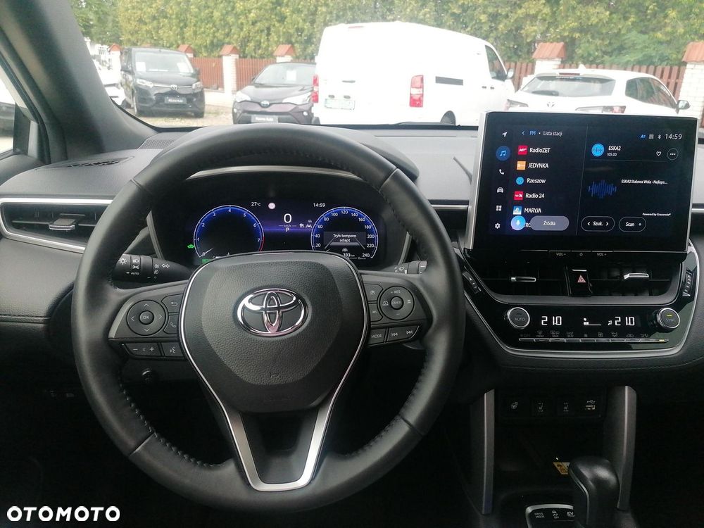 Toyota Corolla Cross - 18