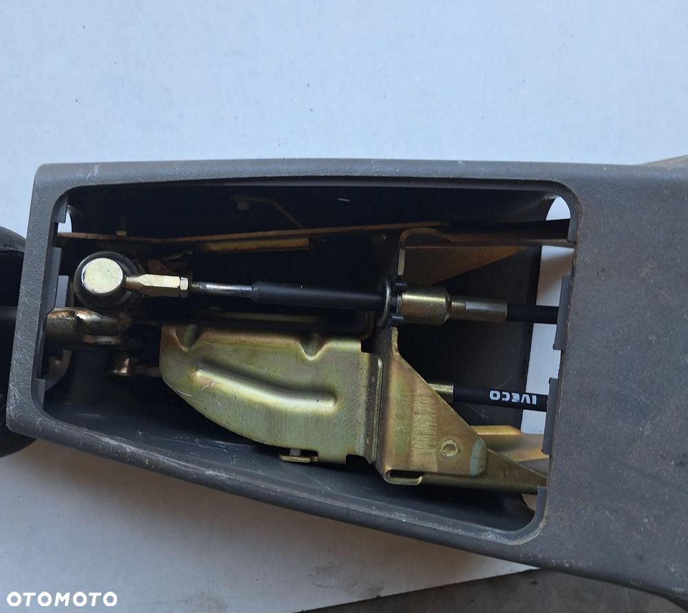 LINKI,LEWAREK ZMIANY BIEGÓW - IVECO DAILY 2,8 HPI/2001 ROK / 6 BIEGÓW - 4