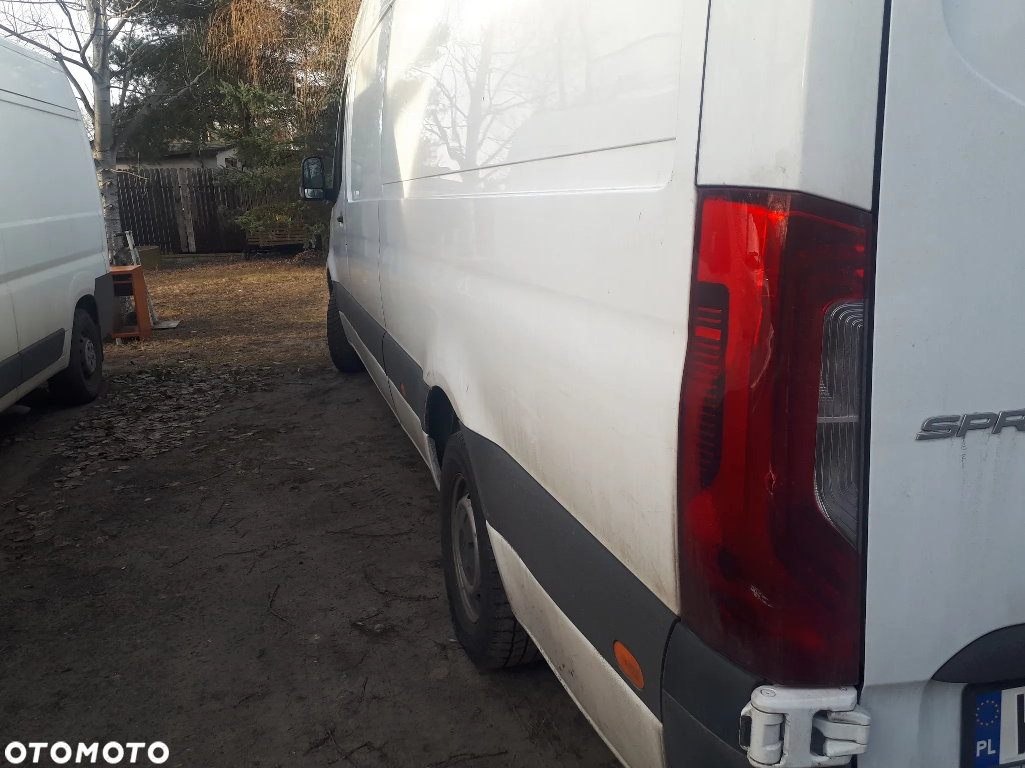 MERCEDES SPRINTER 907 910 LAMPA TYLNA LEWA LED ORYGINAŁ - 2