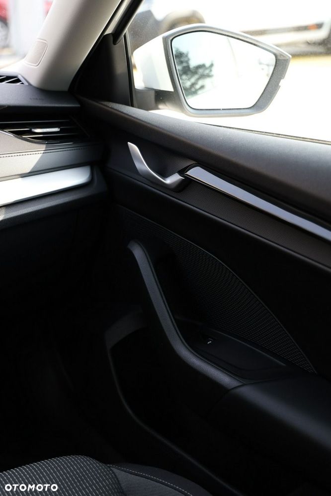 Skoda Octavia 1.5 TSI Selection - 41