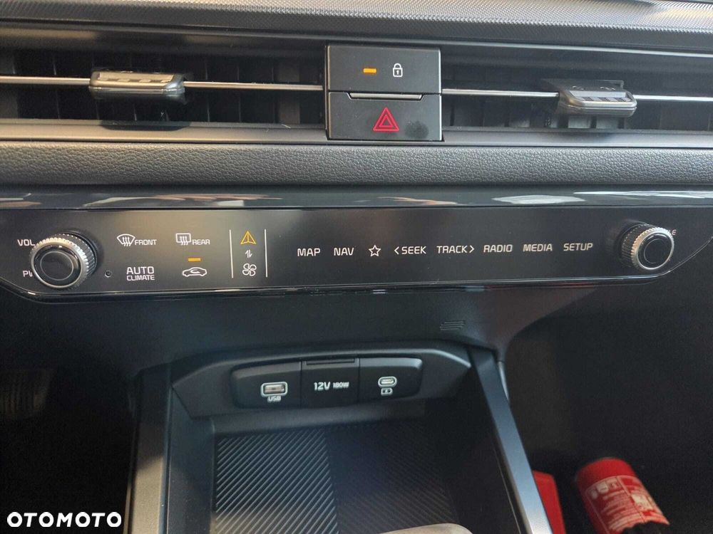 Kia XCeed - 25