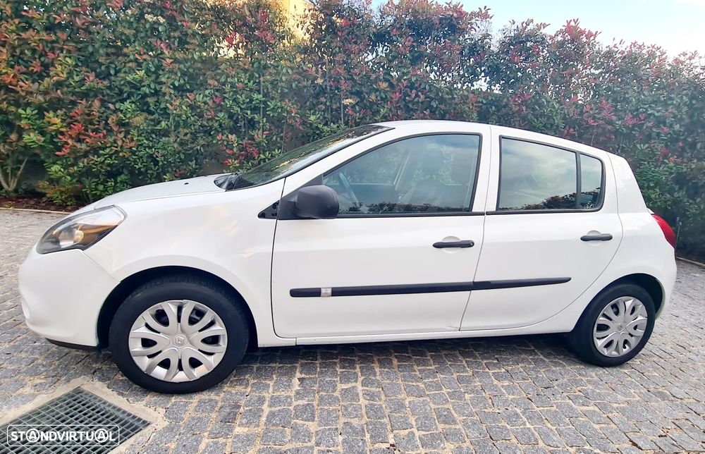 Renault Clio 1.5 dCi Dynamique 98g - 6