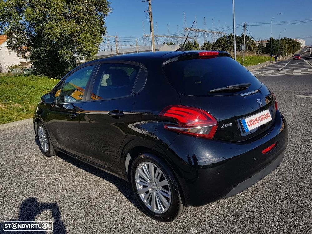 Peugeot 208 1.5 BlueHDi Signature - 5