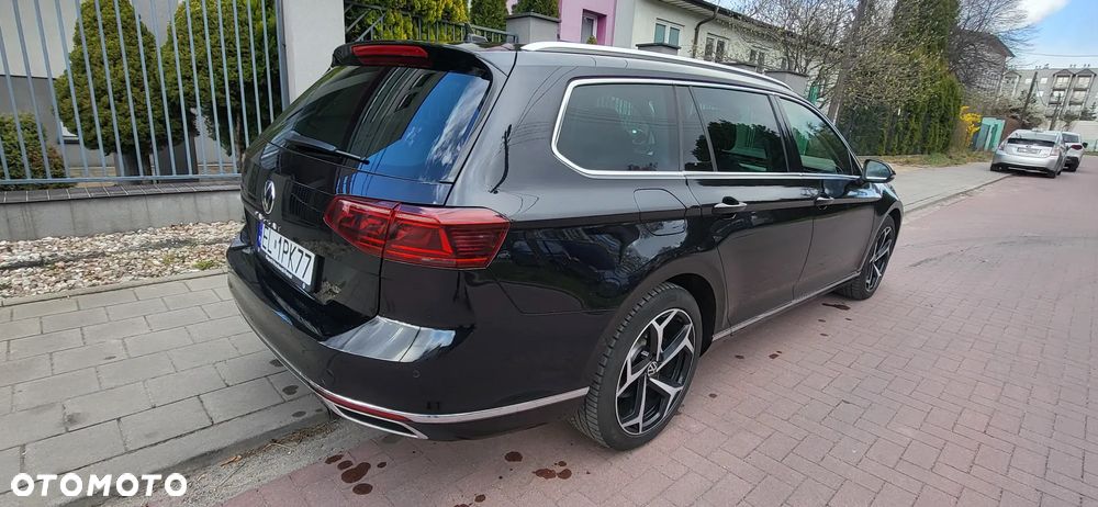 Volkswagen Passat 2.0 TDI Elegance DSG - 4