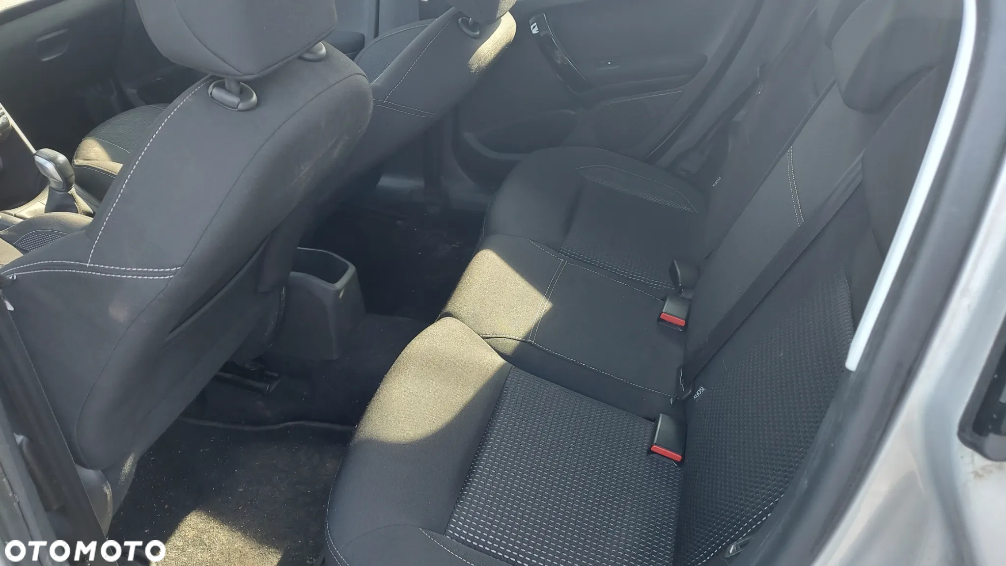 Peugeot 208 PureTech 82 Start & Stop Tech Edition - 8