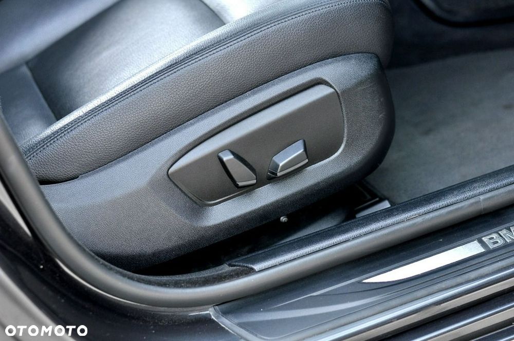 BMW Seria 5 - 10