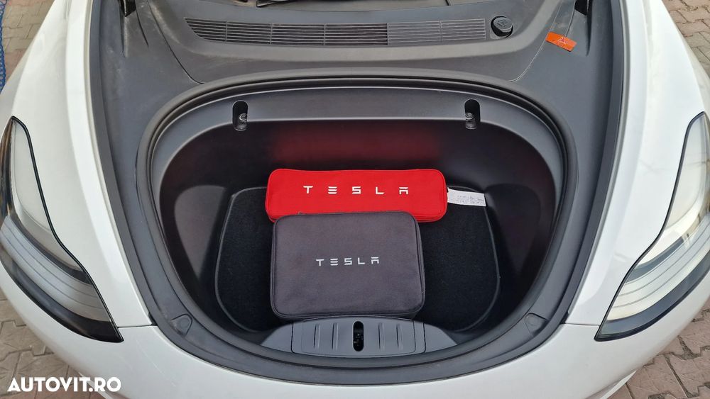 Tesla Model 3 Standard Reichweite Plus Hinterradantrieb - 21