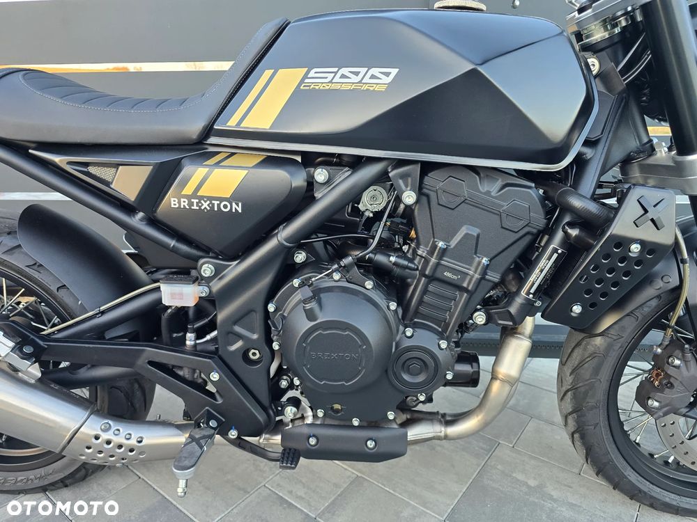 Brixton Crossfire - 10