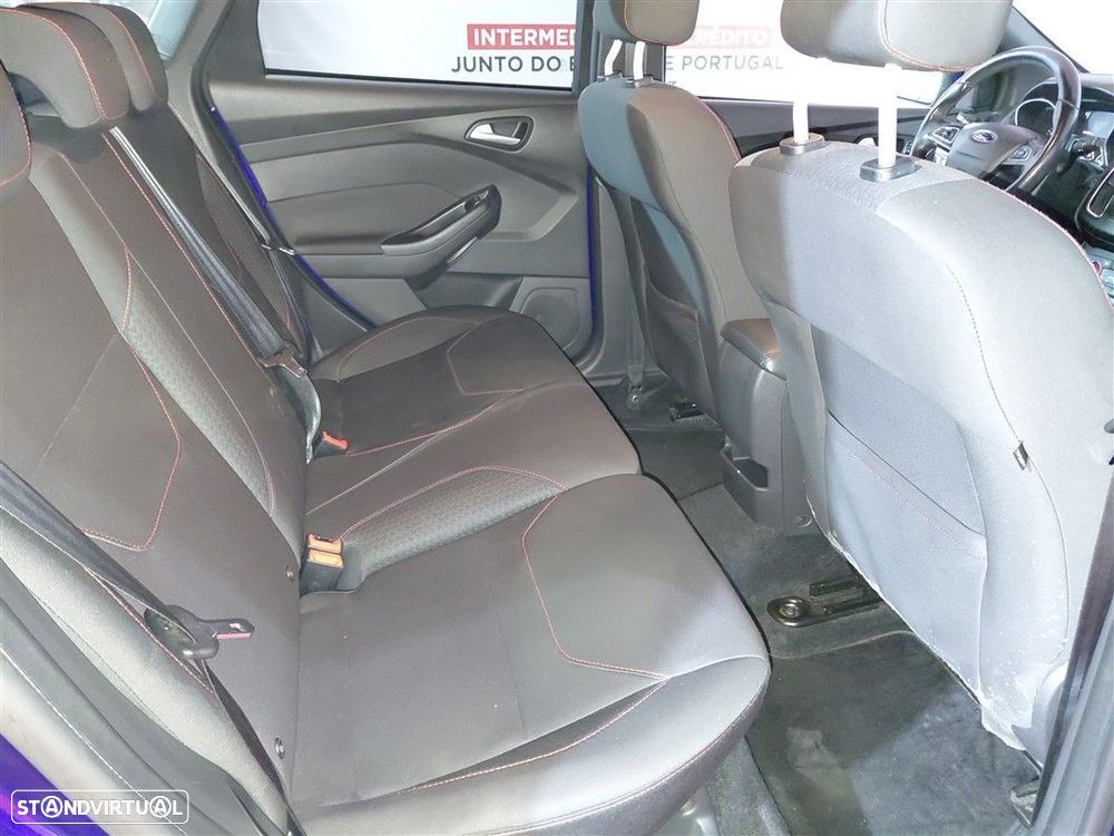 Ford Focus 1.0 EcoBoost ST-Line - 15