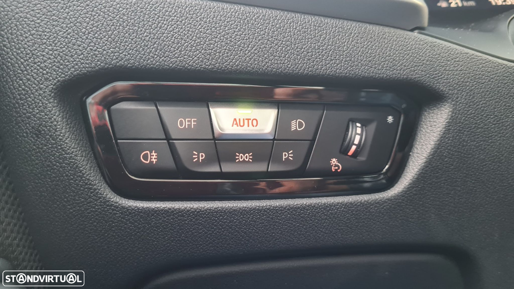 BMW 320 d Touring Auto - 13