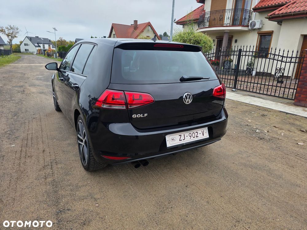 Volkswagen Golf - 3