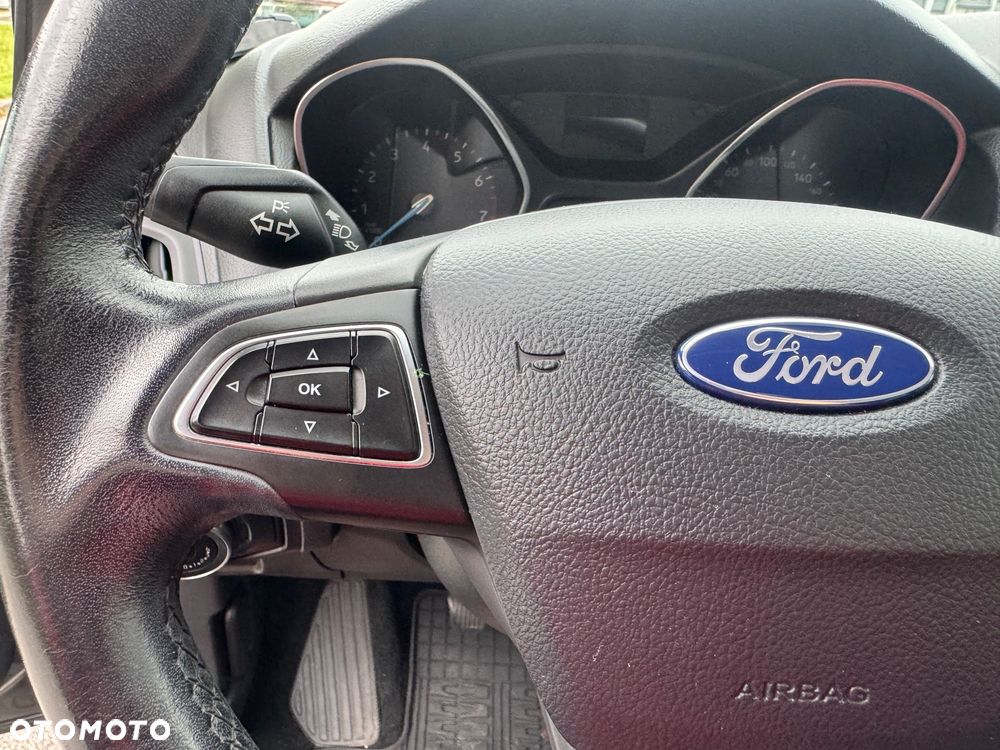 Ford Focus 1.6 Trend - 21