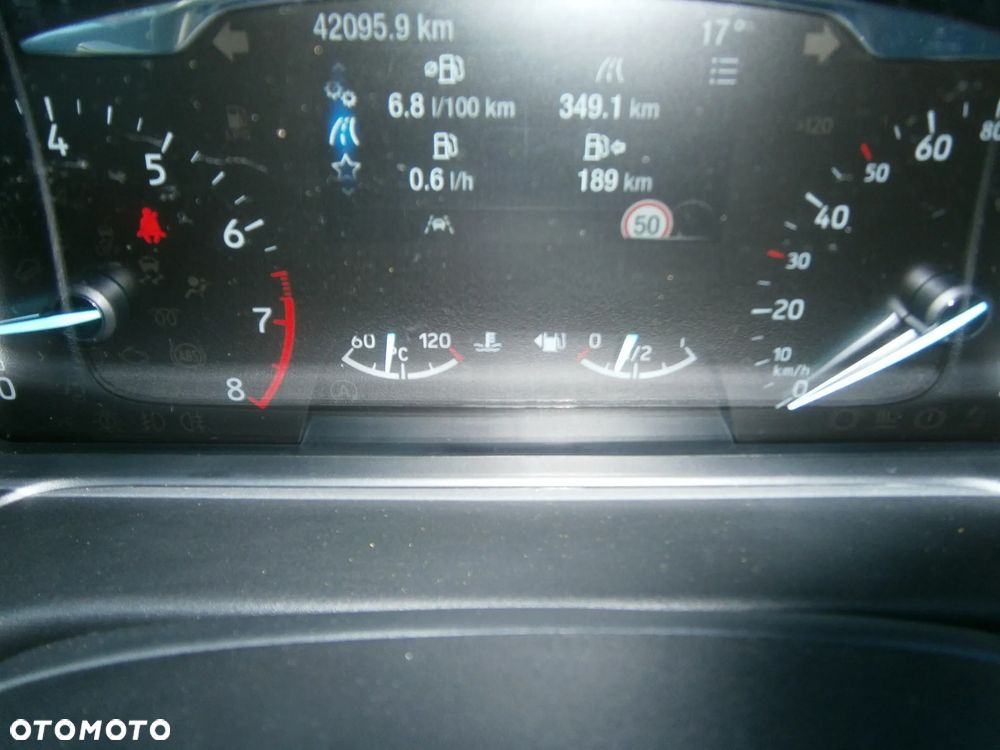 Ford Fiesta 1.0 EcoBoost S&S TITANIUM X - 34