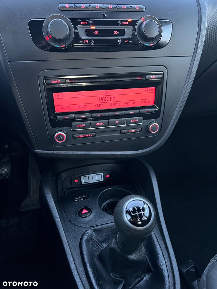 Seat Leon 1.6 TDI DPF Ecomotive Style - 9