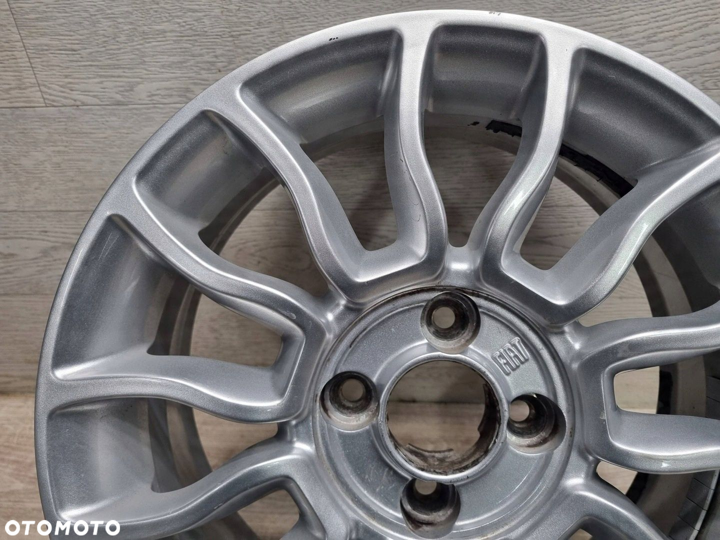 Felga Fiat 500 6Jx15H2 Et35 4x98 51906889 - 5