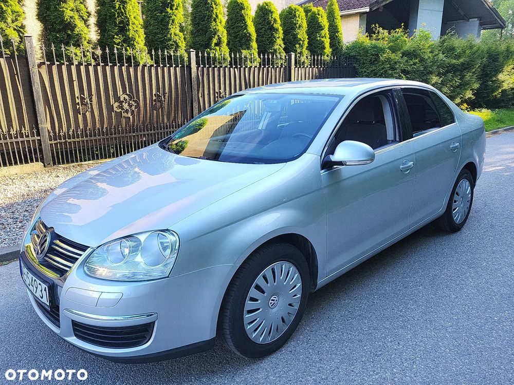 Volkswagen Jetta 1.9 TDI Comfortline - 22