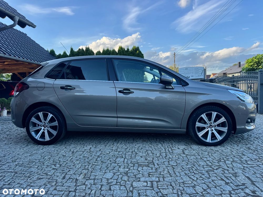 Citroën C4 HDi 150 Exclusive - 4