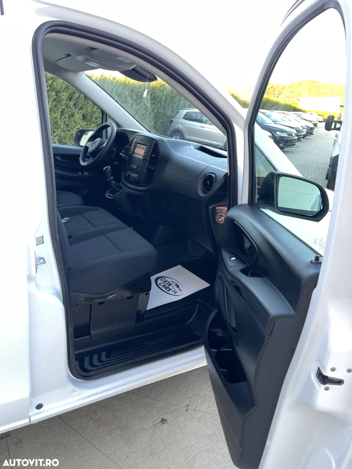 Mercedes-Benz Vito 111CDI LUNG USI SPATE - 22