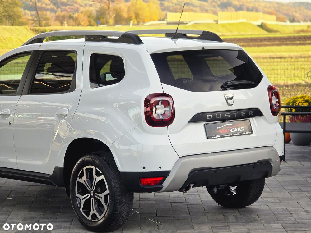 Dacia Duster SCe 115 4x2 Celebration - 11