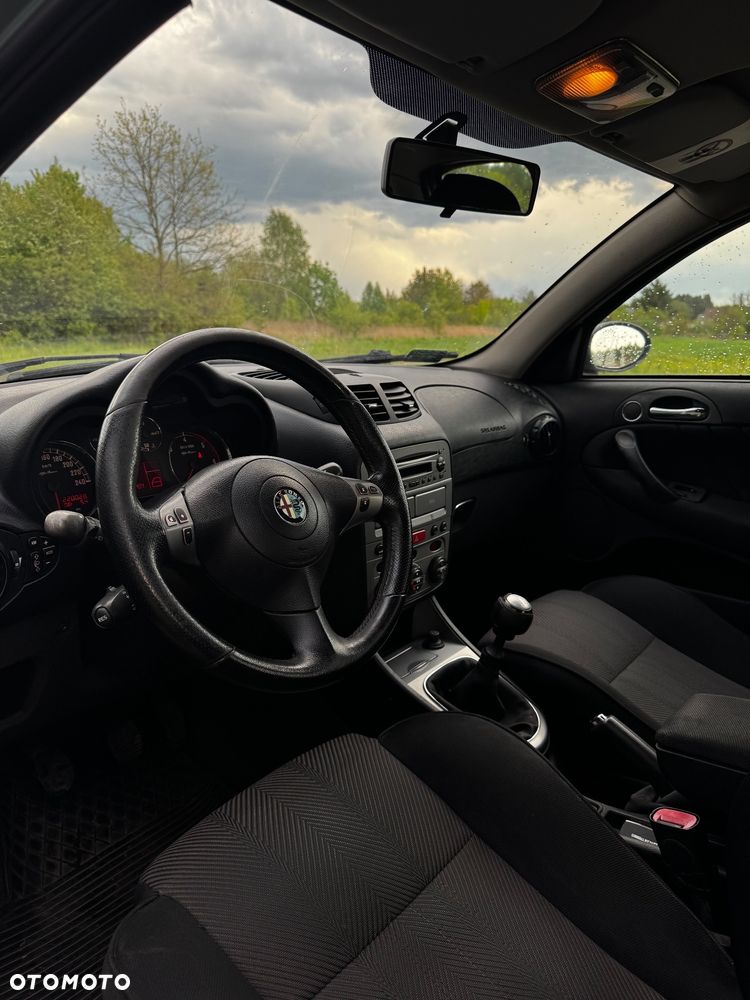 Alfa Romeo 147 1.9 JTD Progression - 10