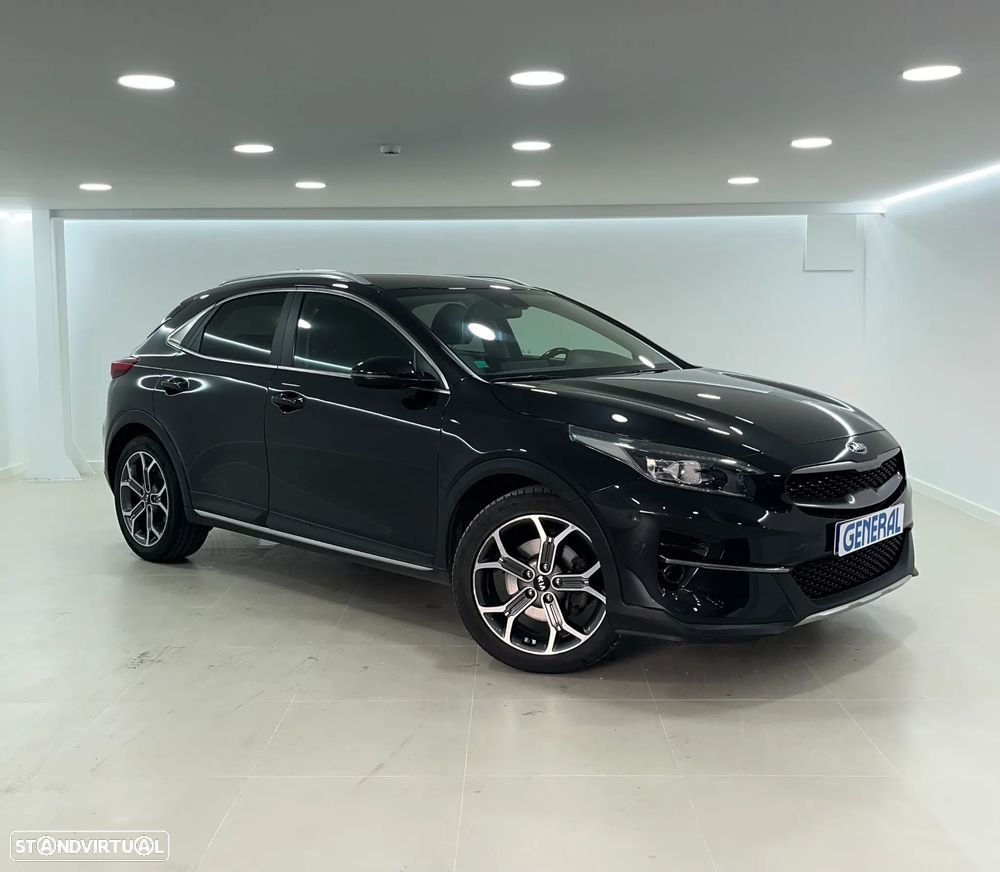 Kia XCeed 1.0 T-GDI Tech - 3