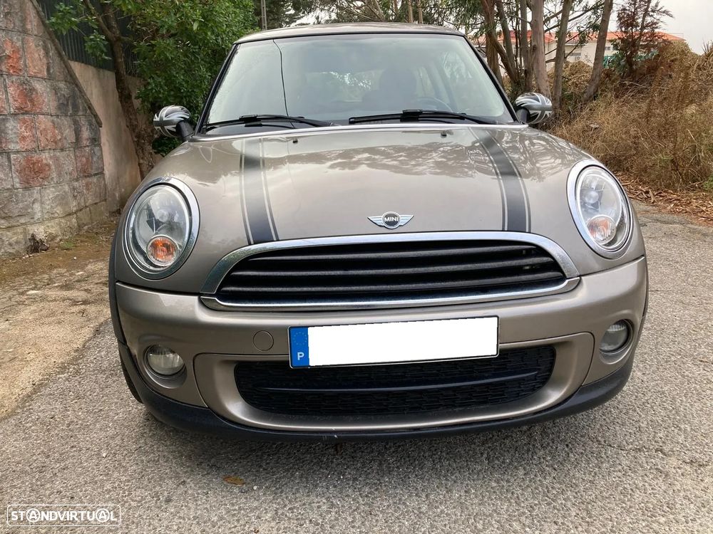 MINI 3 Portas One D - 2