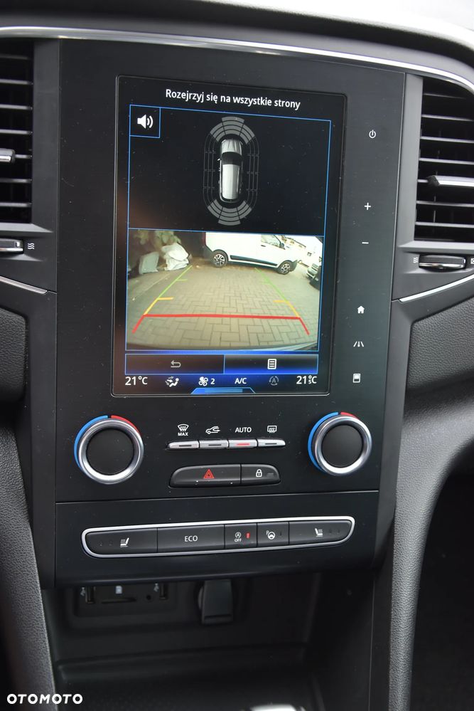 Renault Megane ENERGY TCe 160 EDC BOSE EDITION - 17