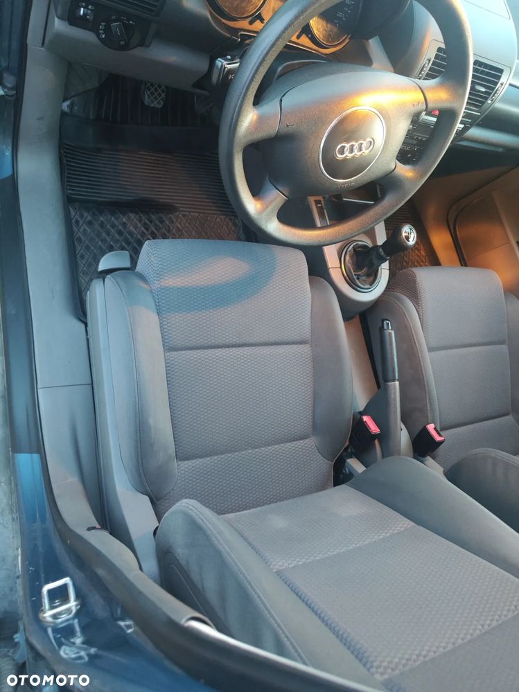 Audi A2 1.4 - 13