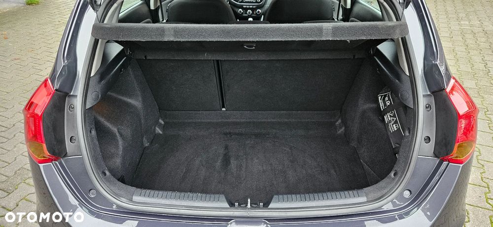 Kia Ceed 1.4 CVVT Dream-Team Edition - 27