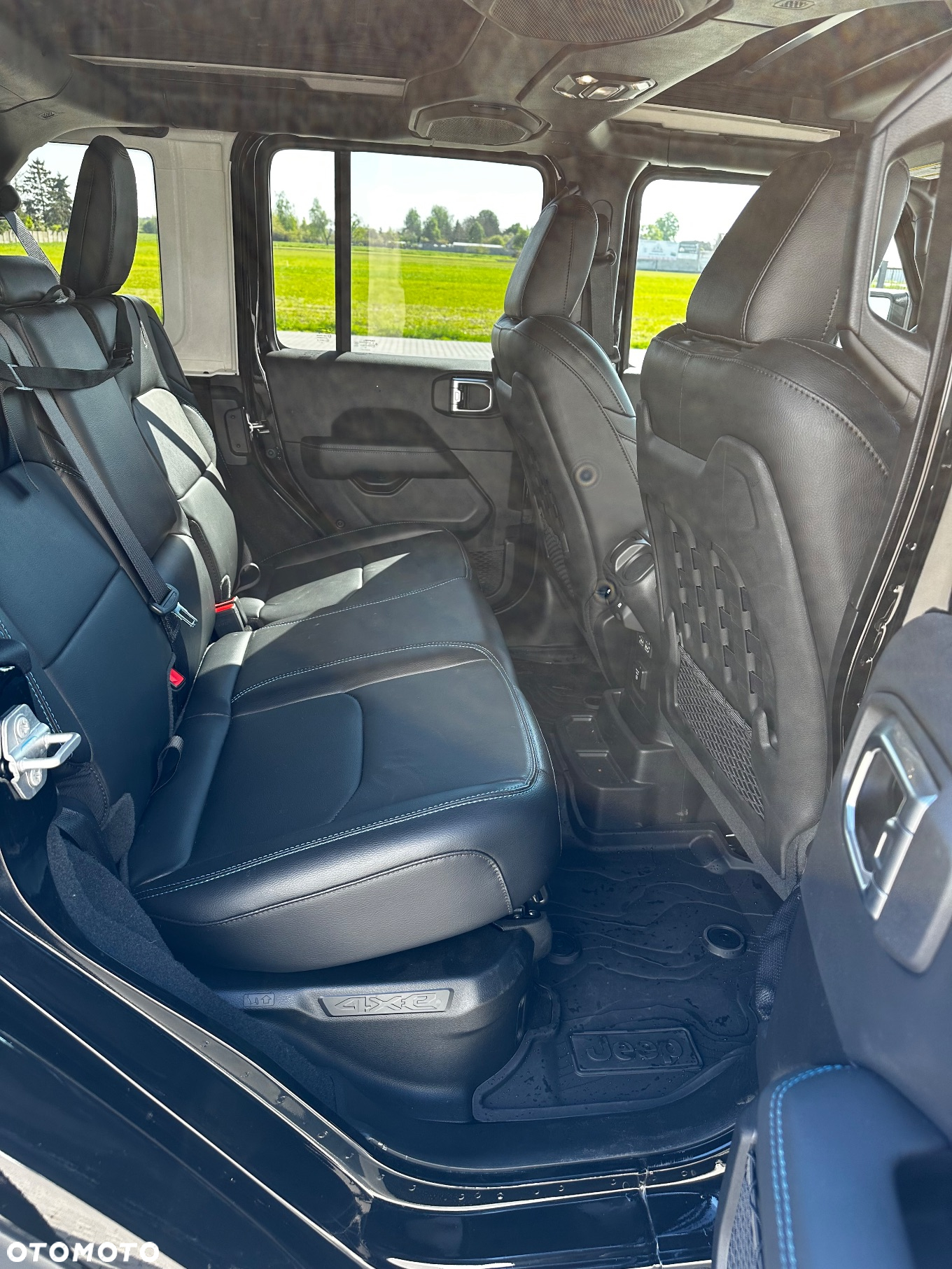 Jeep Wrangler Unlimited 2.0 Turbo PHEV 4xe Rubicon - 12