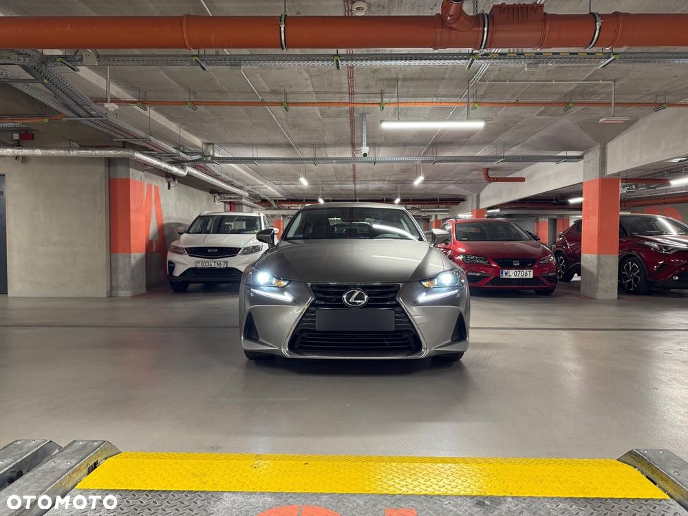 Lexus IS 200t Elegance - 2