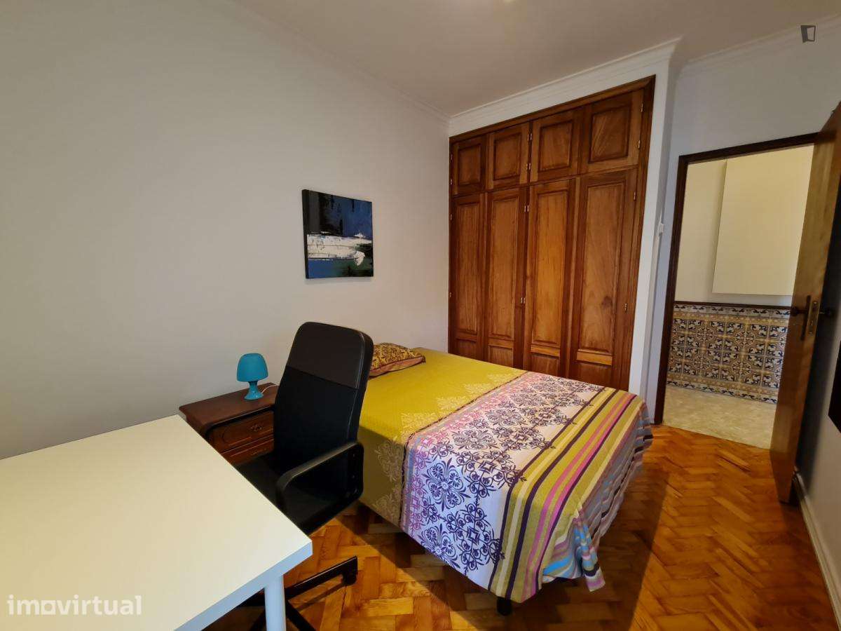 Quarto - localizado em Santa Apolónia Lisbon - Grande imagem: 5/34