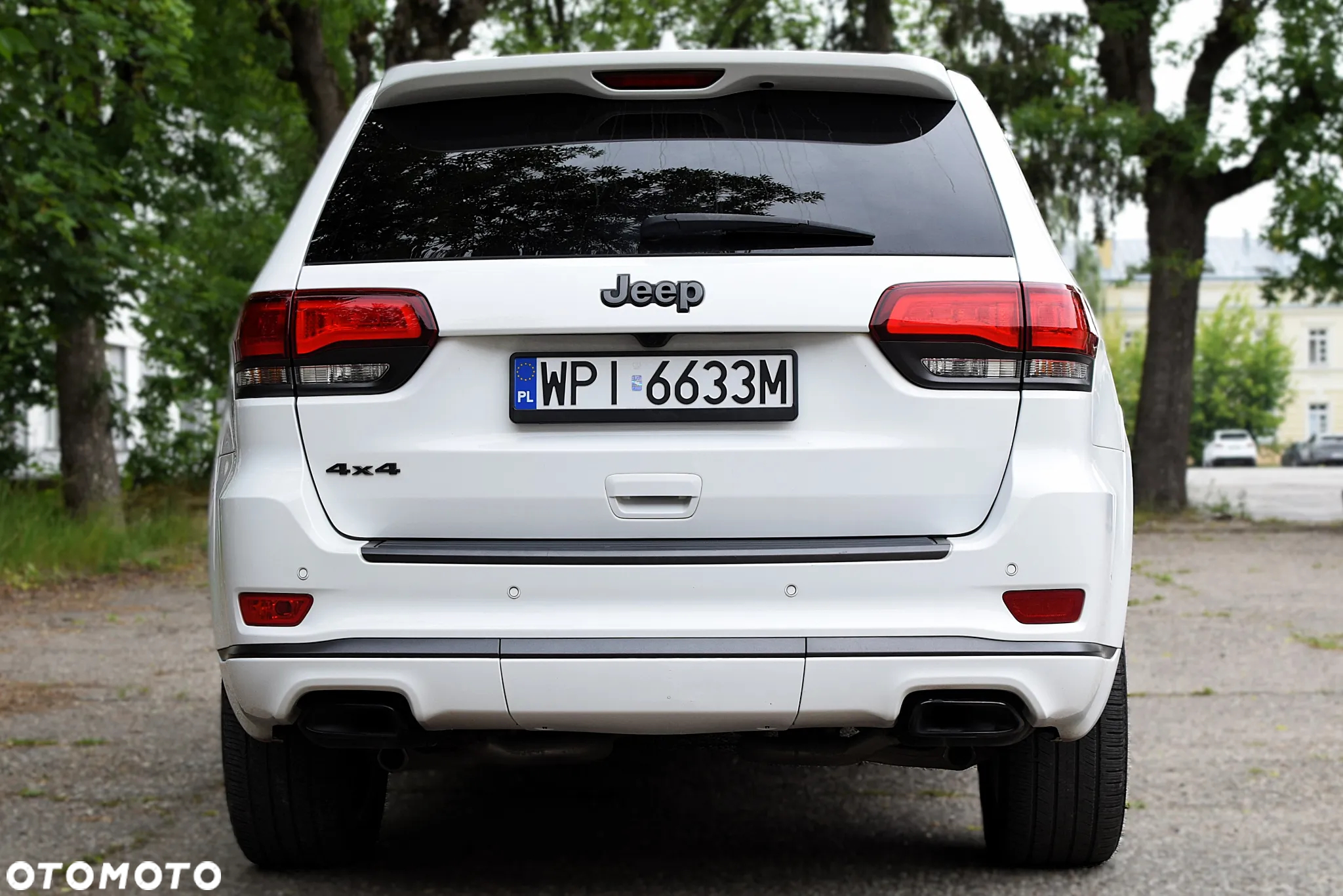 Jeep Grand Cherokee - 8