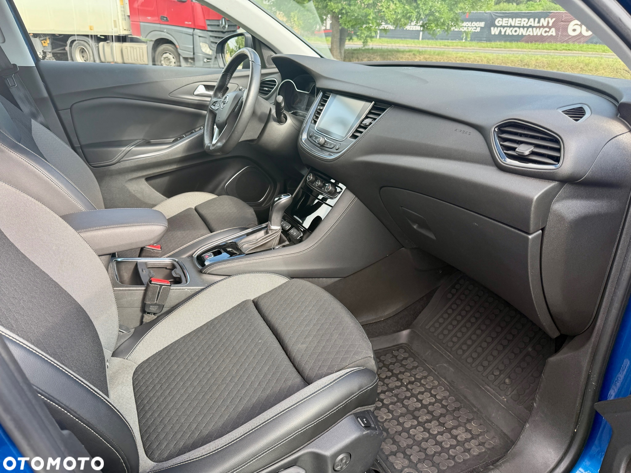 Opel Grandland X 1.6 T Ultimate S&S - 6