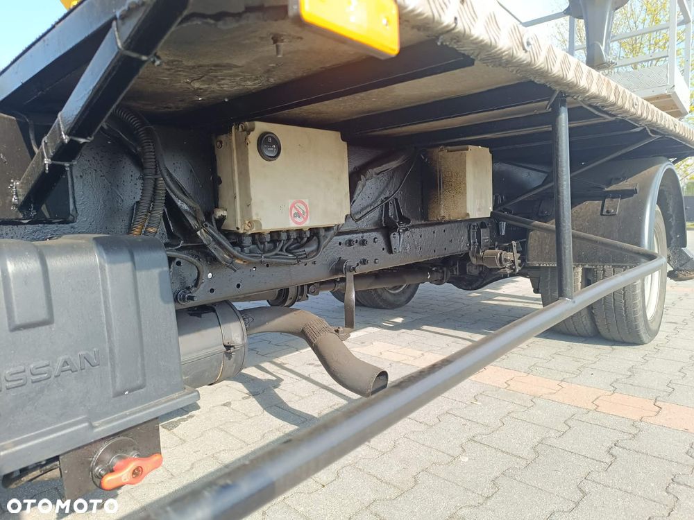 Nissan Cabstar - 15