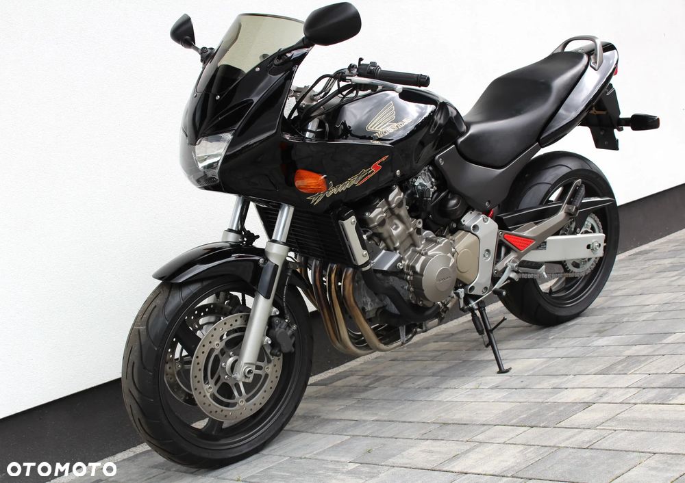 Honda CB - 1