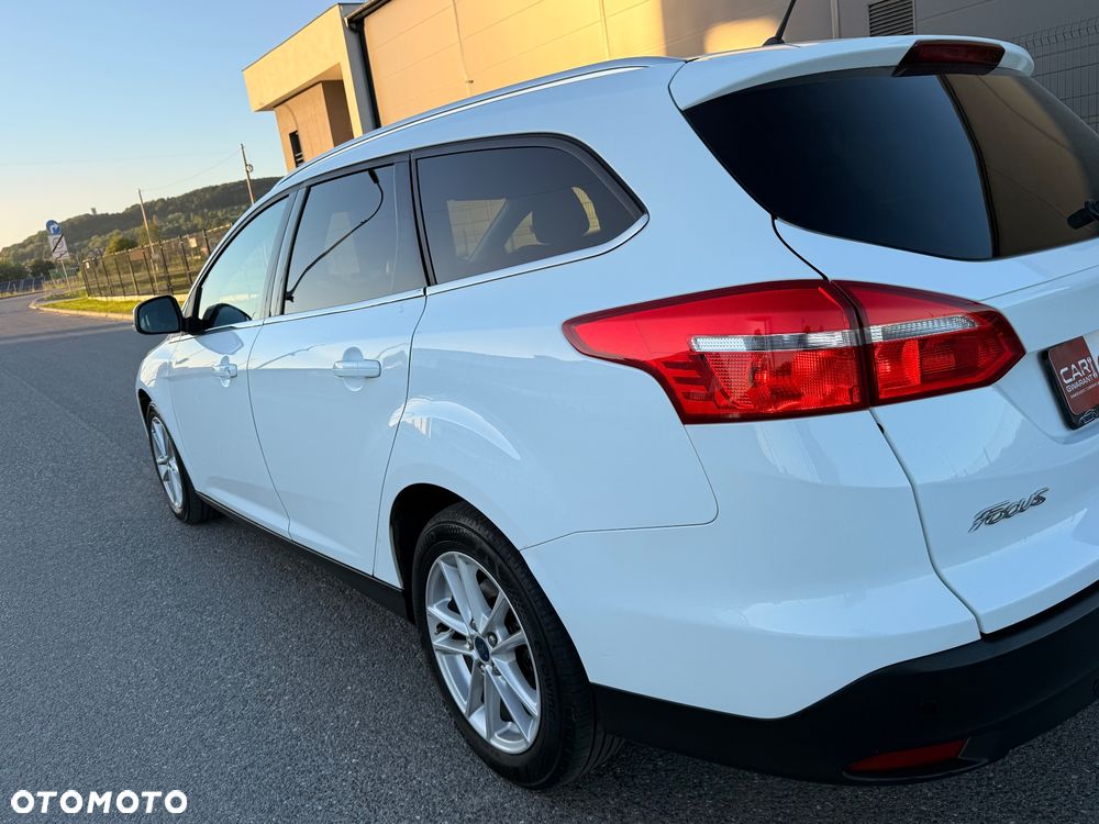 Ford Focus 1.6 Titanium - 18